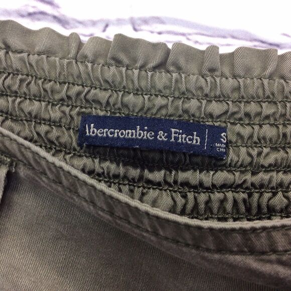 Abercrombie & Fitch Shorts Women's Size S Army Green Flowy 100% Lyocell Belted - Picture 4 of 9
